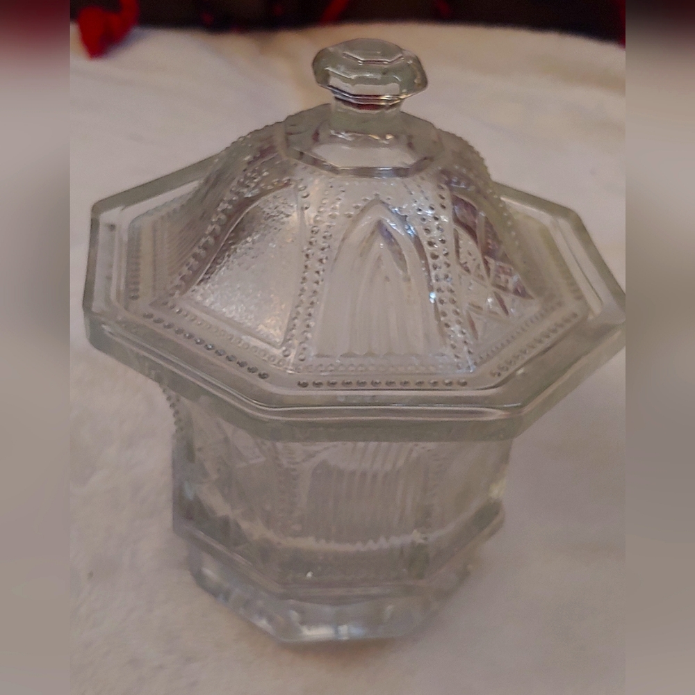 Crystal octagon candy dish 1982 Avon Limited edition